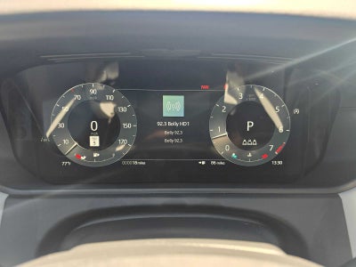 2026 Land Rover Range Rover Velar Dynamic SE