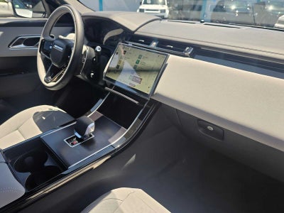 2026 Land Rover Range Rover Velar Dynamic SE