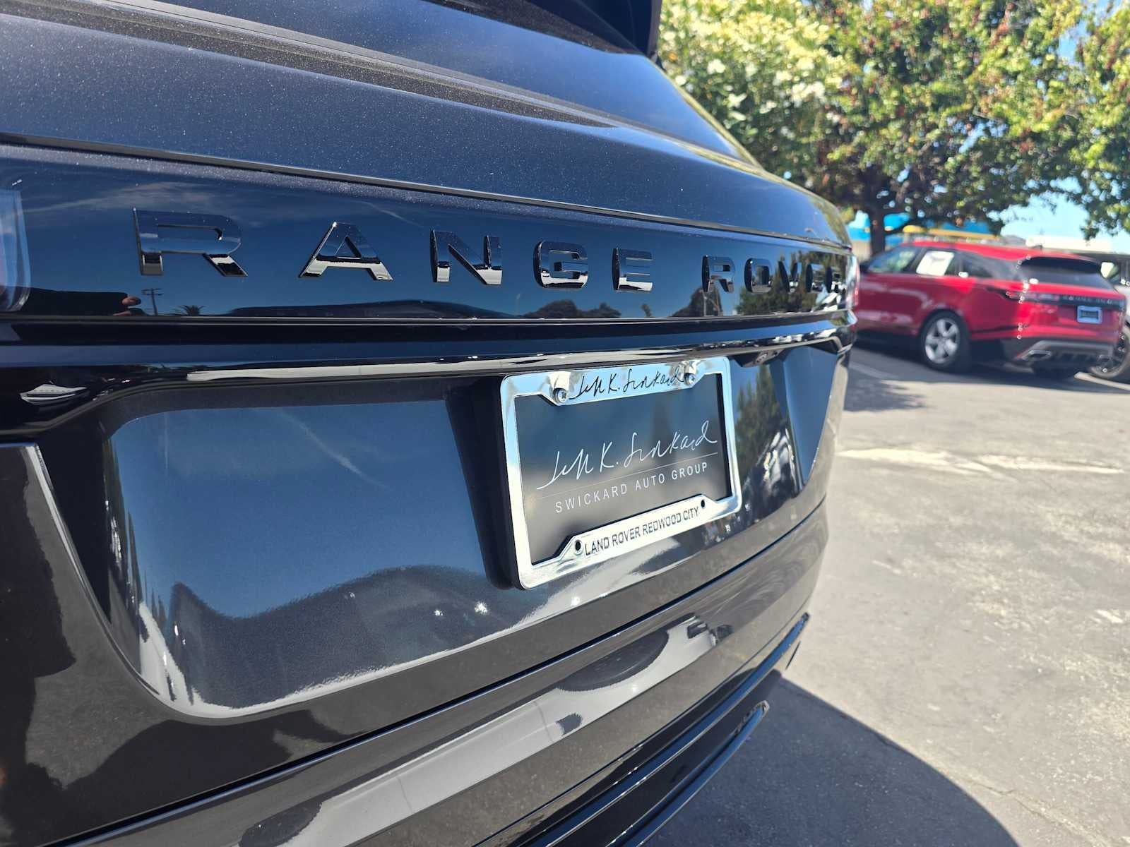 2025 Land Rover Range Rover Velar Dynamic SE
