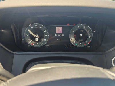 2026 Land Rover Range Rover Velar Dynamic SE