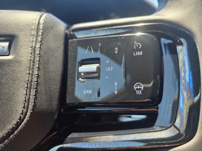 2026 Land Rover Range Rover Velar Dynamic SE
