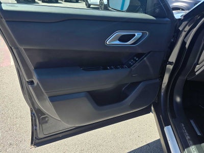 2026 Land Rover Range Rover Velar Dynamic SE