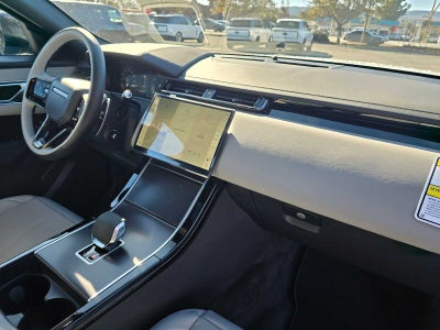 2026 Land Rover Range Rover Velar Dynamic SE