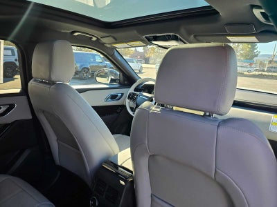 2026 Land Rover Range Rover Velar Dynamic SE