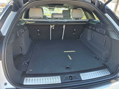 2026 Land Rover Range Rover Velar Dynamic SE