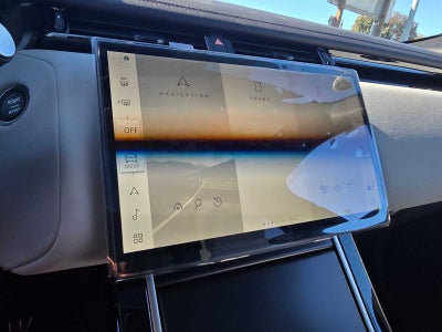 2026 Land Rover Range Rover Velar Dynamic SE