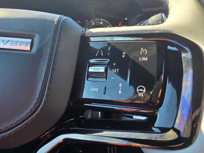 2026 Land Rover Range Rover Velar Dynamic SE