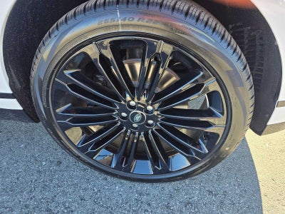 2026 Land Rover Range Rover Velar Dynamic SE