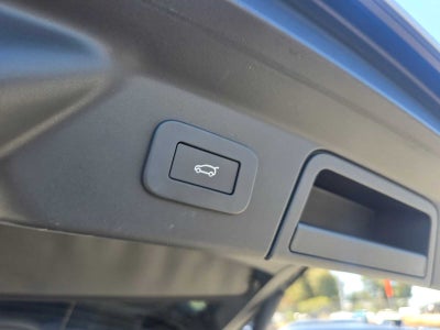 2026 Land Rover Range Rover Velar Dynamic SE