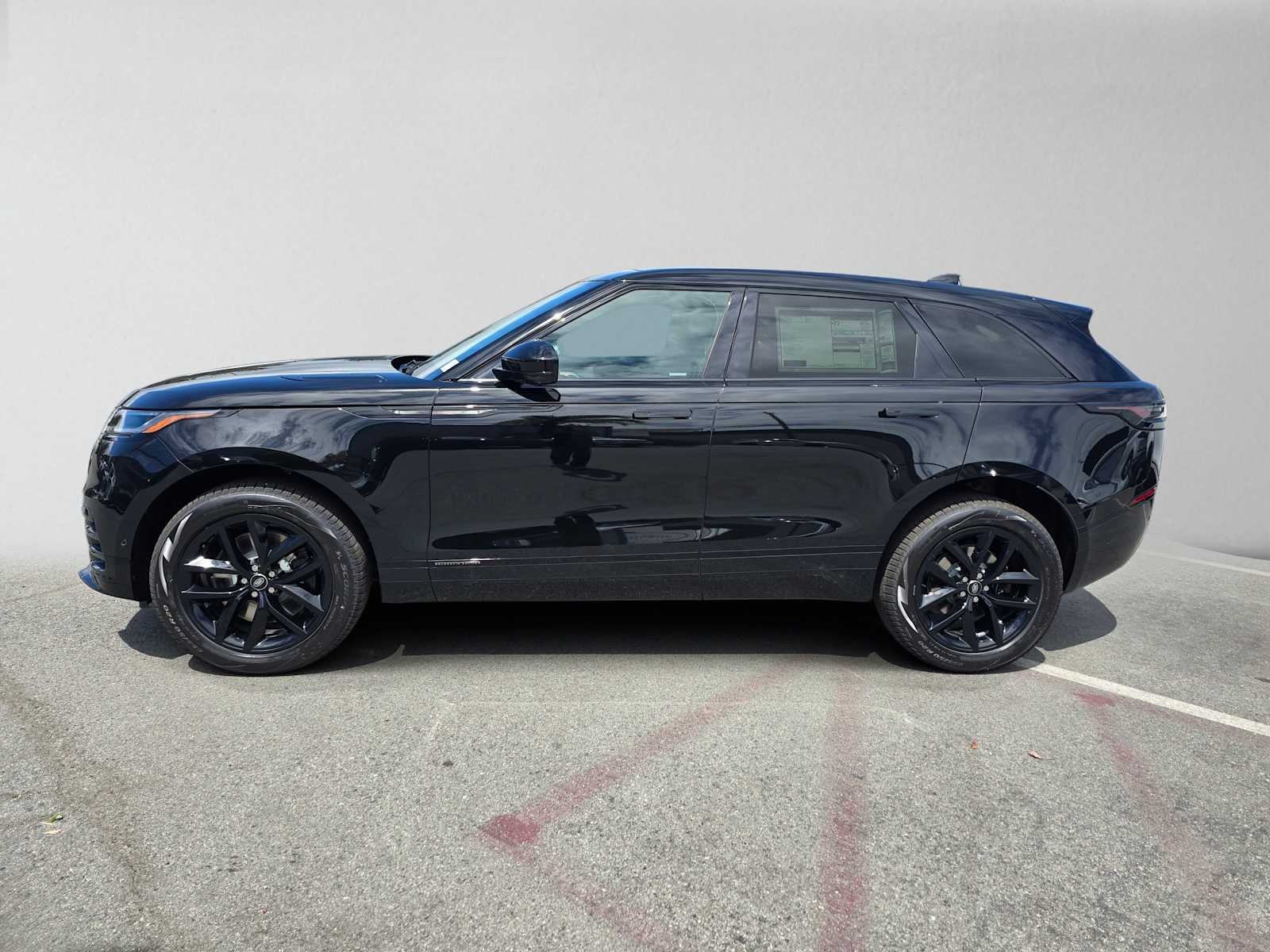 2026 Land Rover Range Rover Velar Belgravia Edition