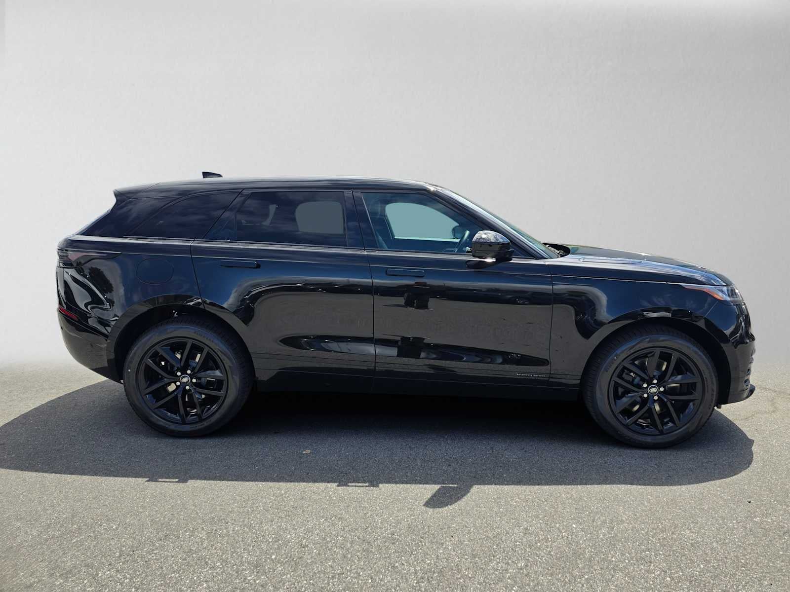 2026 Land Rover Range Rover Velar Belgravia Edition
