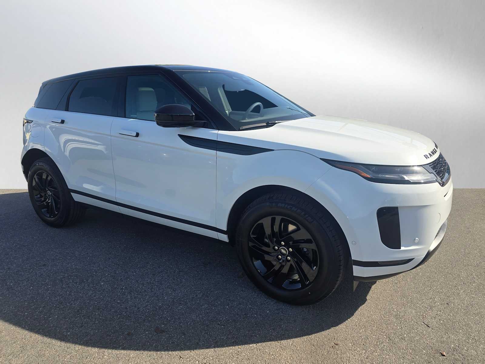 2026 Land Rover Range Rover Evoque Core S