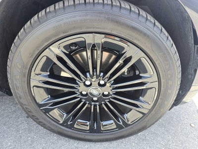 2026 Land Rover Range Rover Evoque Dynamic SE