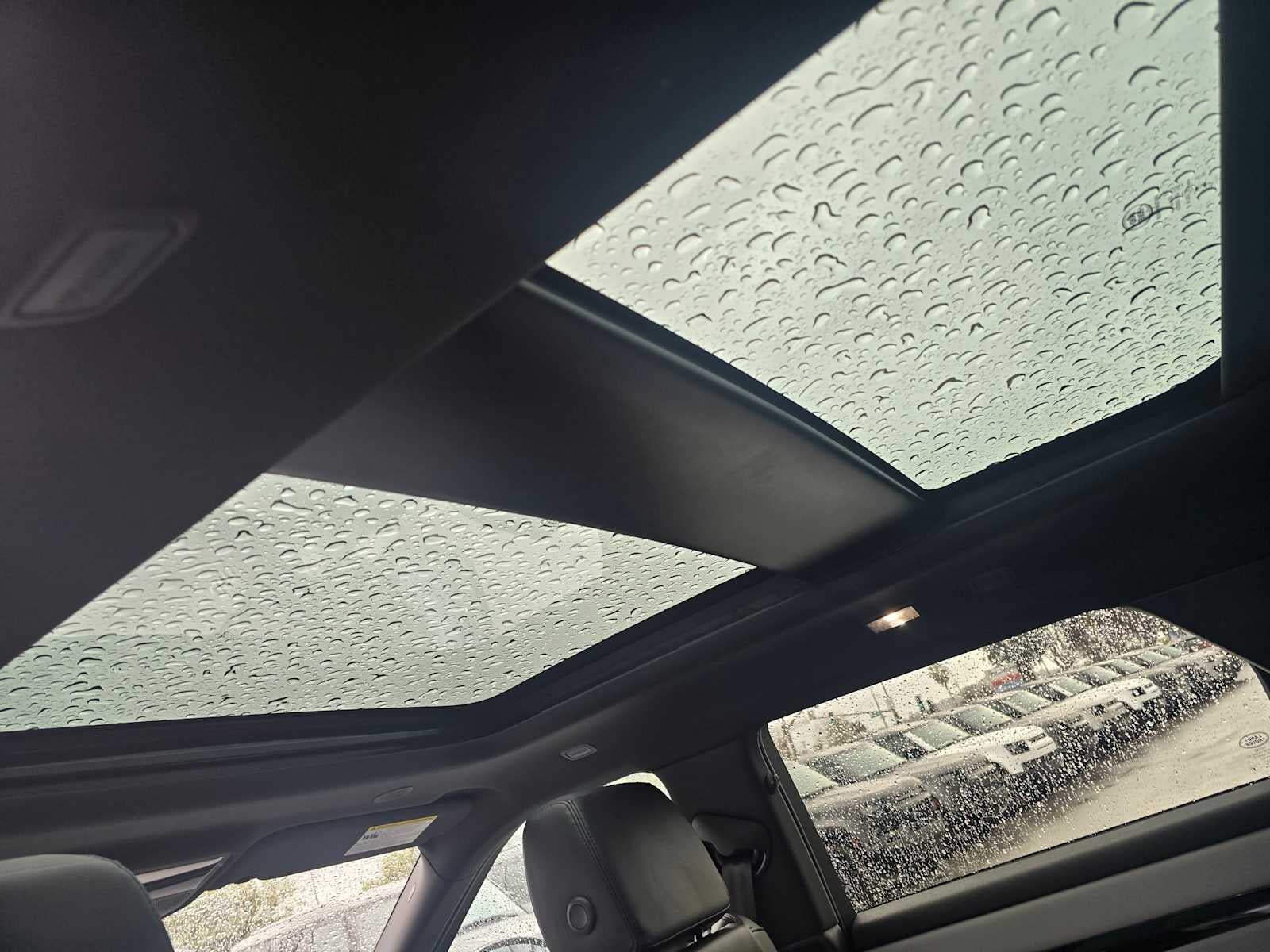 2026 Land Rover Range Rover Evoque Dynamic SE