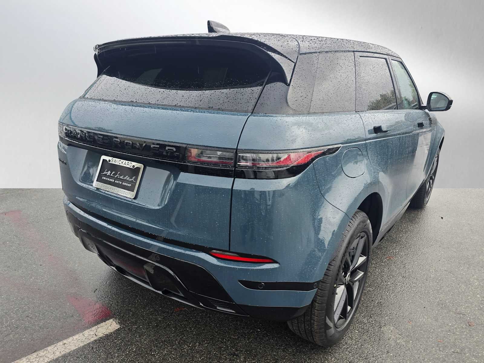 2026 Land Rover Range Rover Evoque Dynamic SE