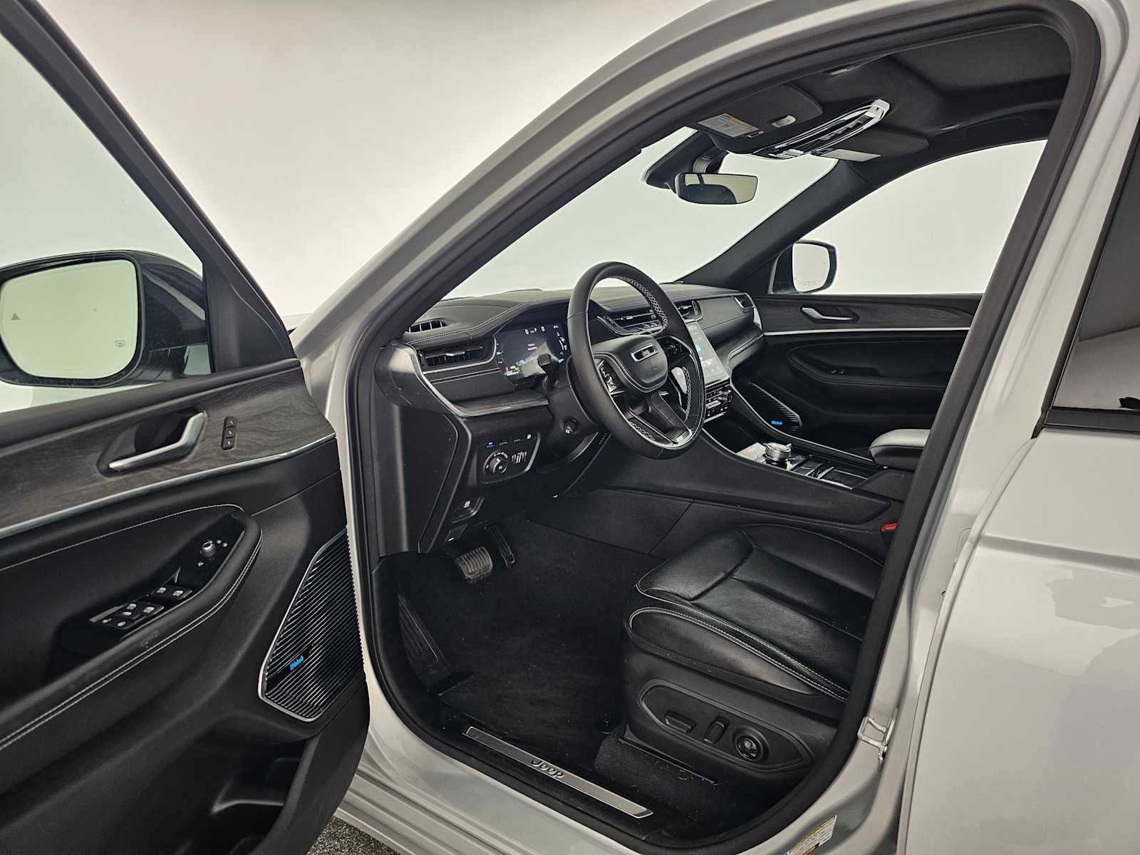 2023 Jeep Grand Cherokee 4xe Overland