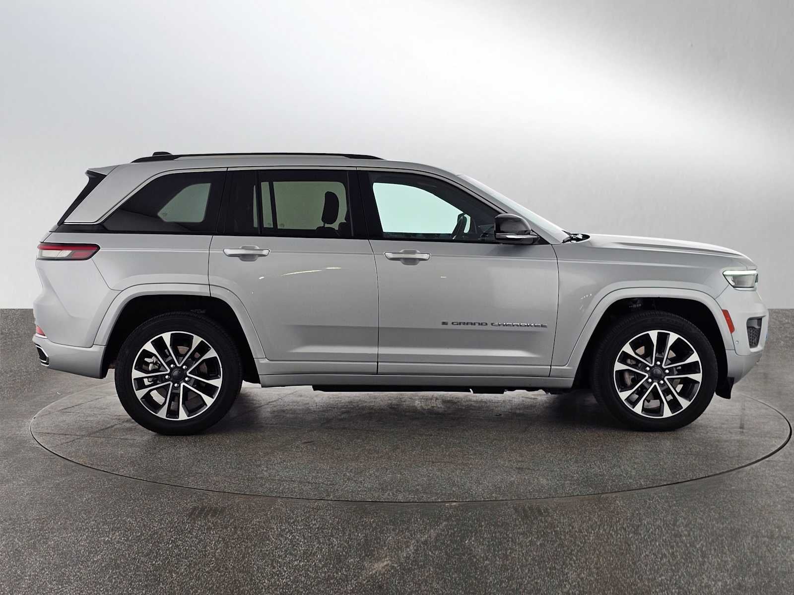 2023 Jeep Grand Cherokee 4xe Overland