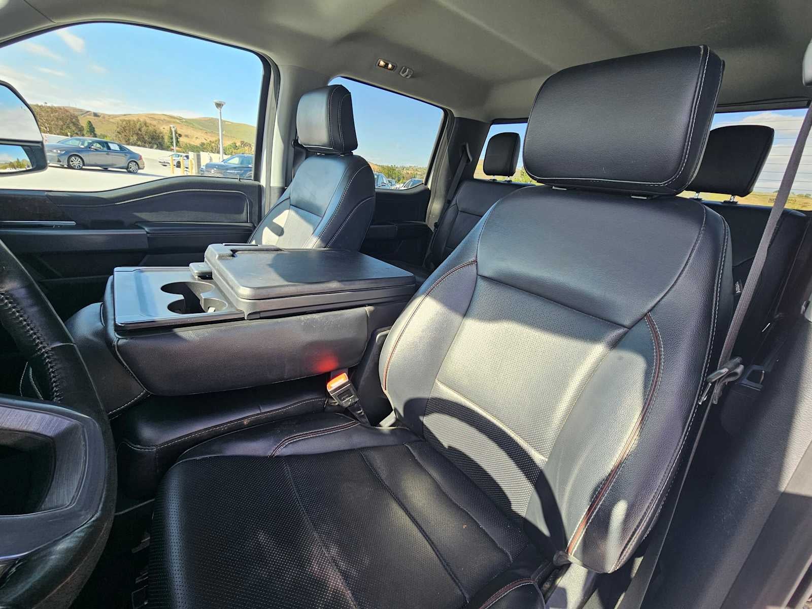 2024 Ford Super Duty F-250 Pickup LARIAT
