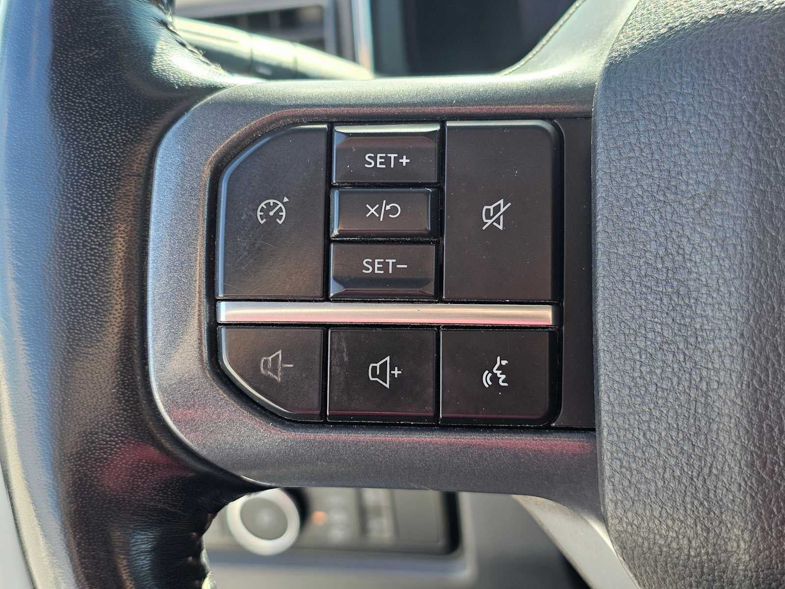 2024 Ford Super Duty F-250 Pickup LARIAT