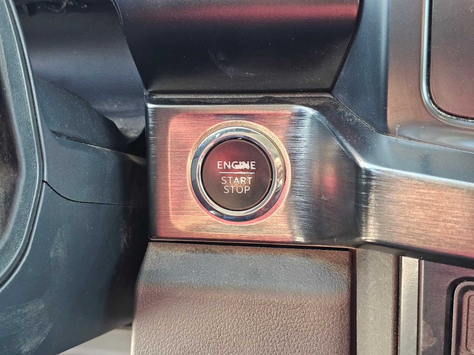 2024 Ford Super Duty F-250 Pickup LARIAT
