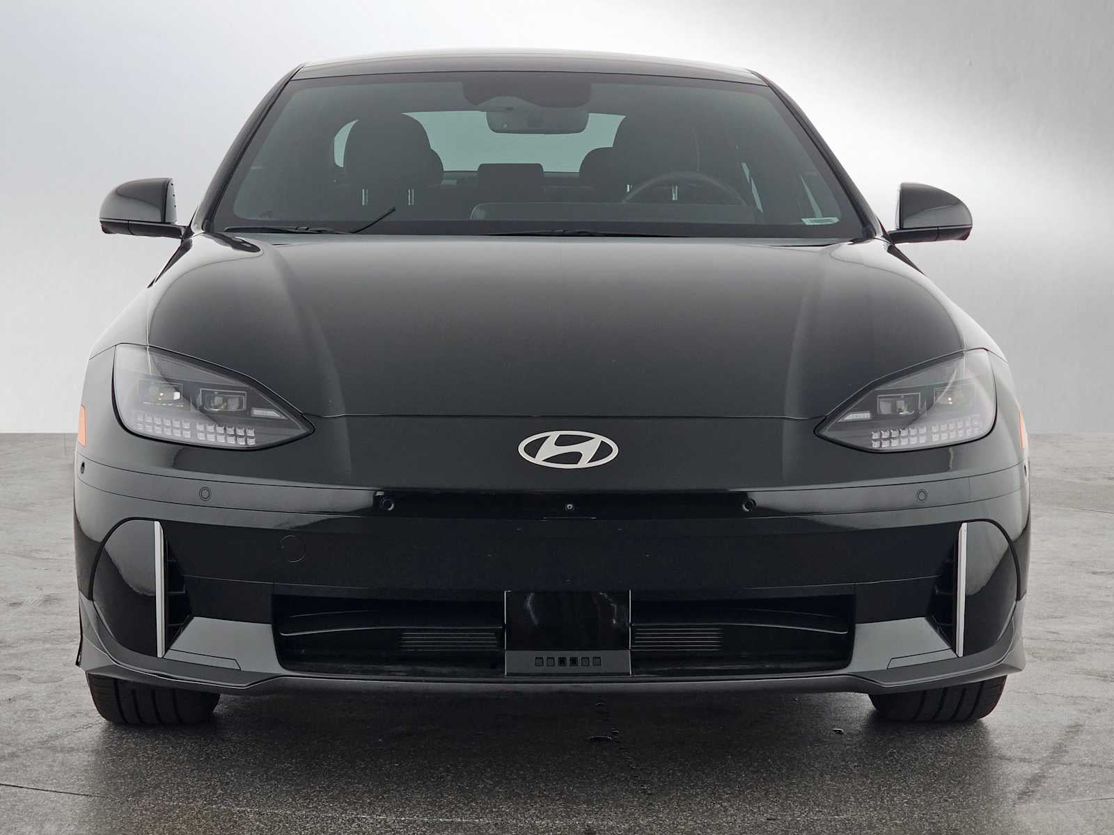 2024 Hyundai IONIQ 6 Limited