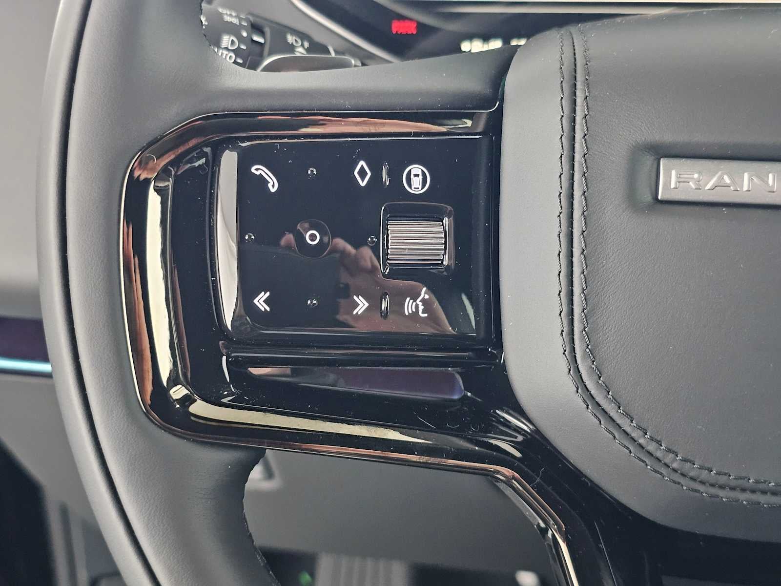 2026 Land Rover Range Rover Sport Dynamic SE