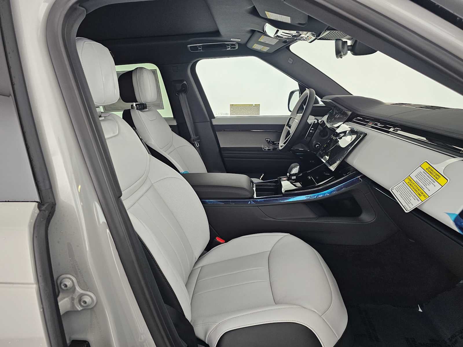 2026 Land Rover Range Rover Sport Dynamic SE