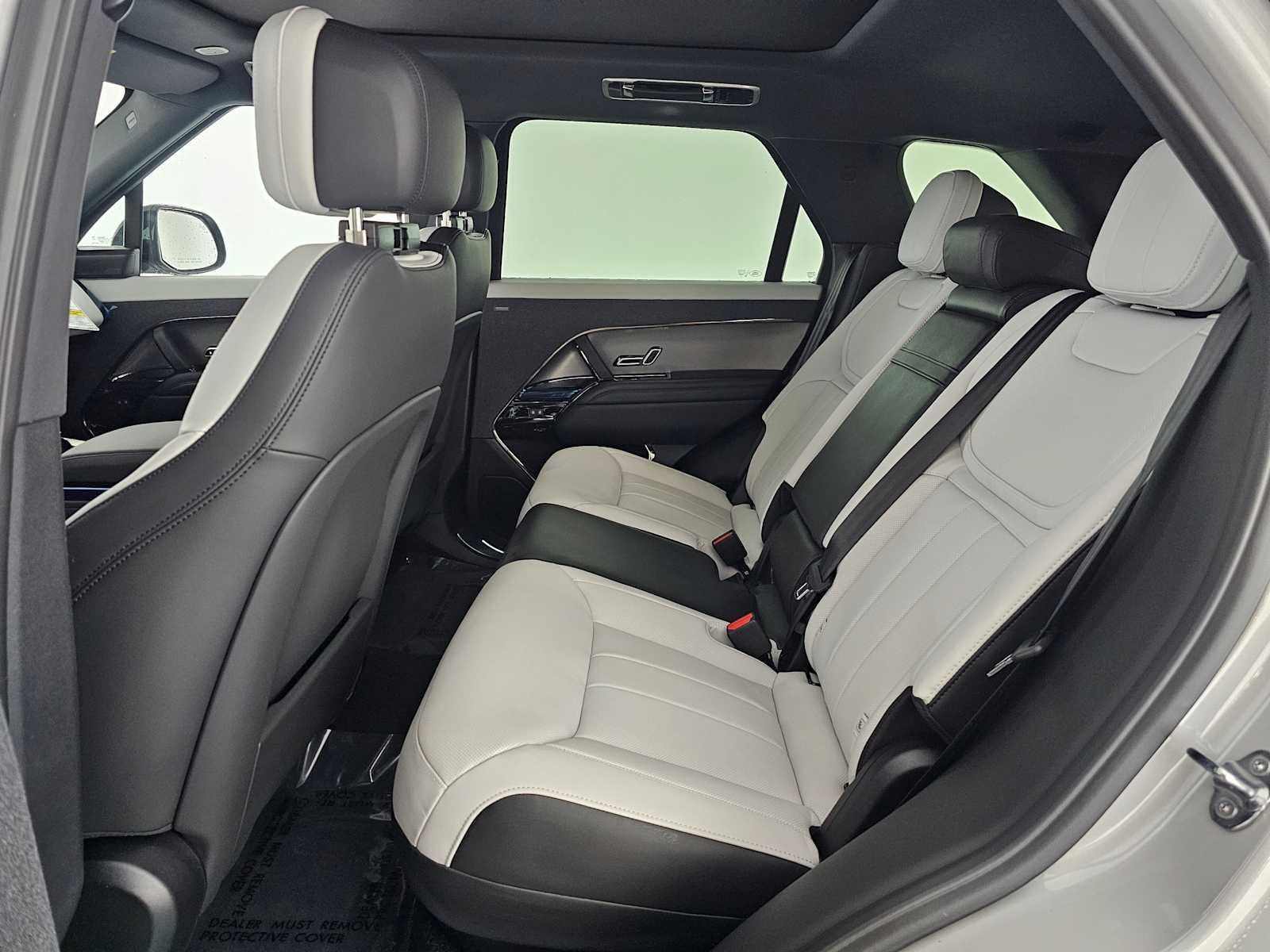 2026 Land Rover Range Rover Sport Dynamic SE