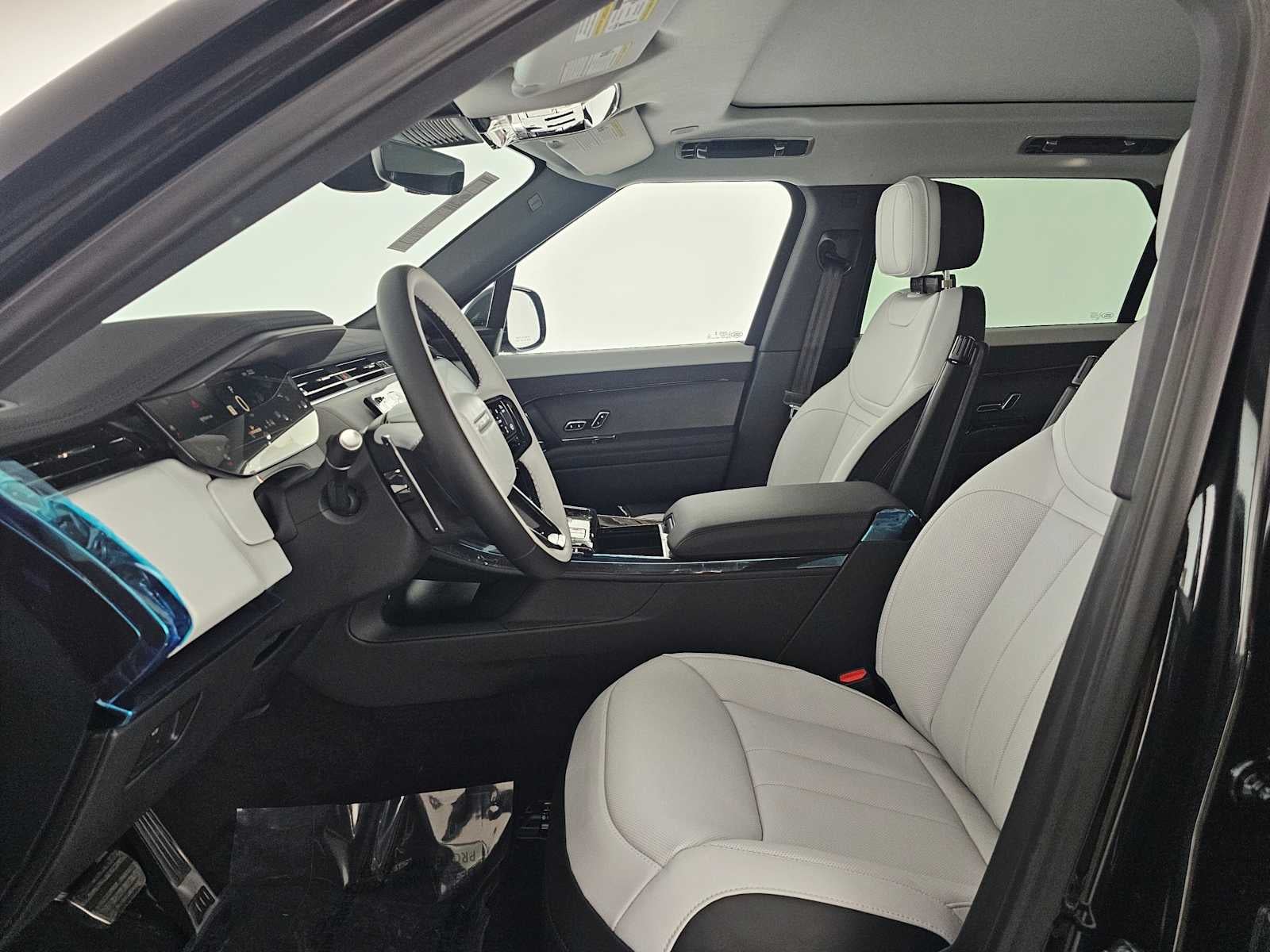 2026 Land Rover Range Rover Sport Dynamic SE
