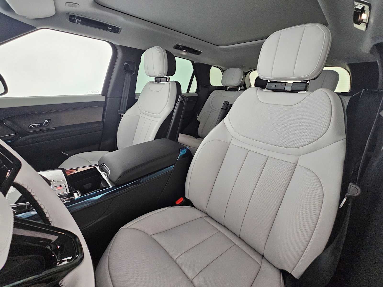 2026 Land Rover Range Rover Sport Dynamic SE