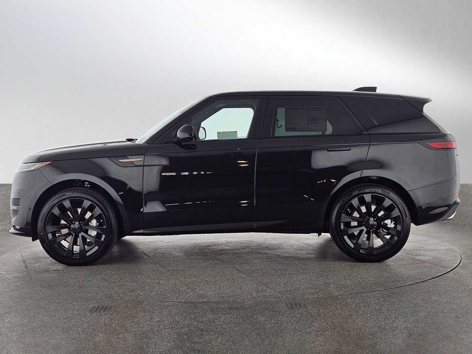 2026 Land Rover Range Rover Sport Dynamic SE
