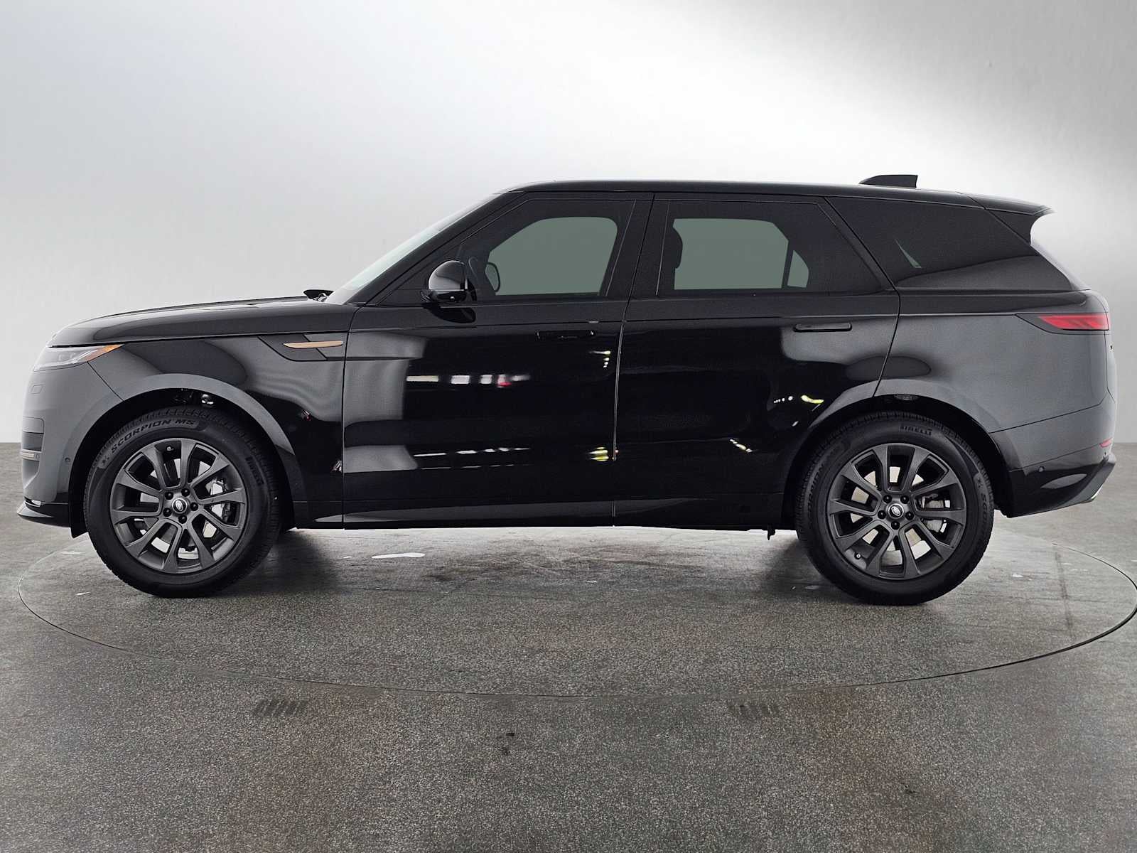 2025 Land Rover Range Rover Sport Dynamic SE