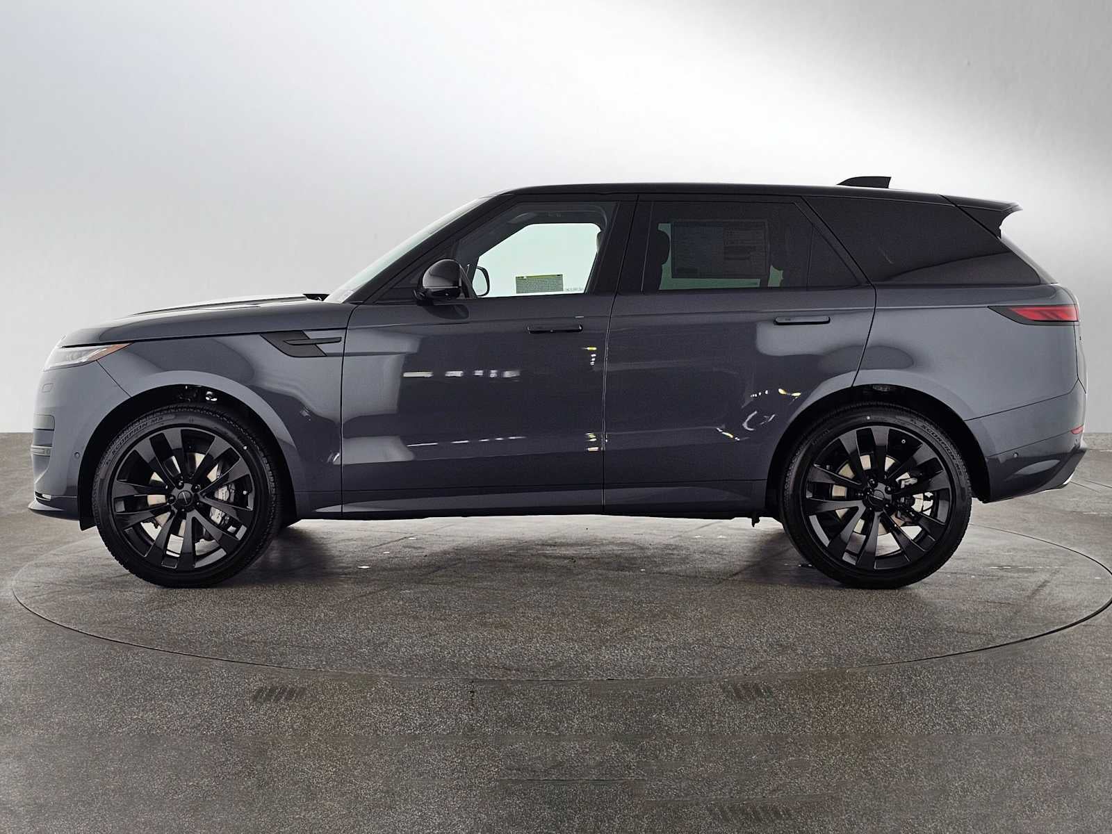 2026 Land Rover Range Rover Sport Dynamic SE