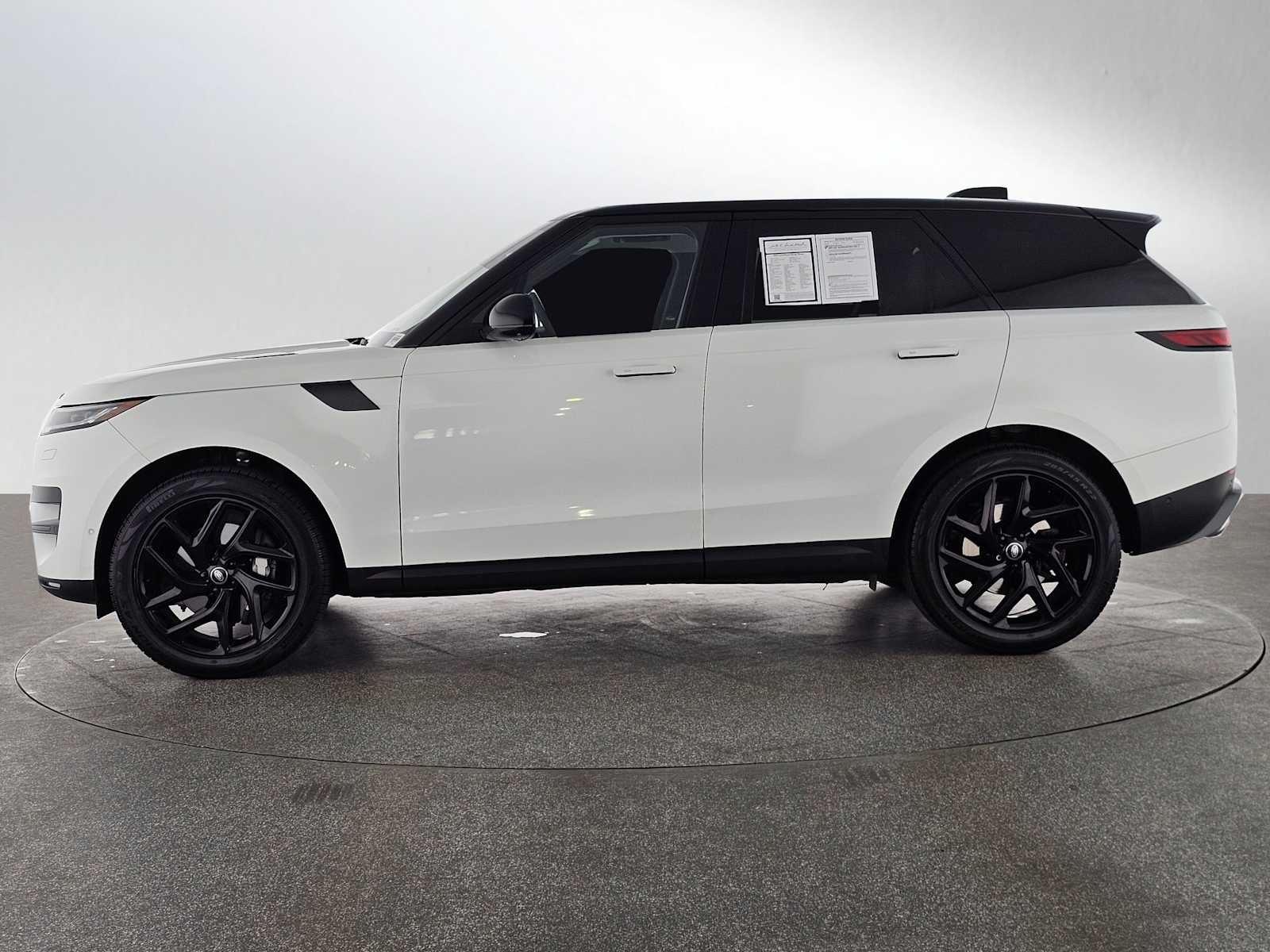 2023 Land Rover Range Rover Sport SE