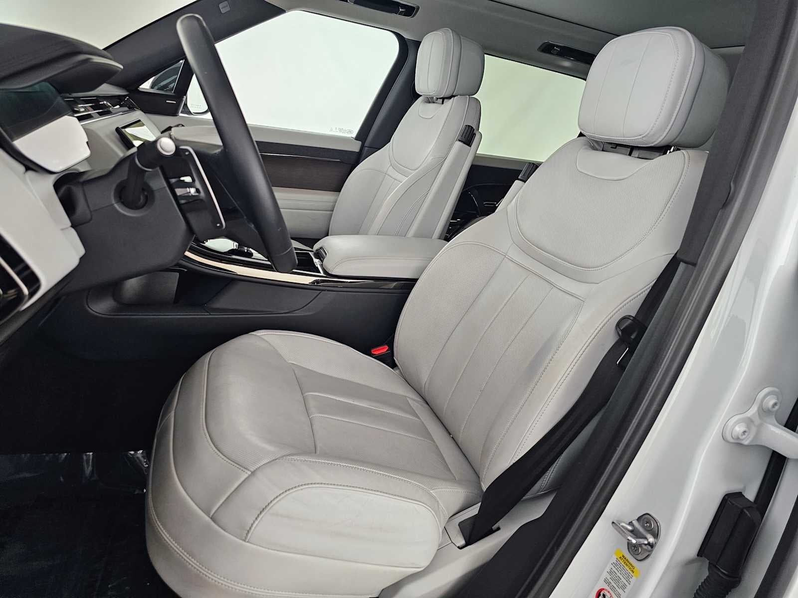 2023 Land Rover Range Rover Sport SE