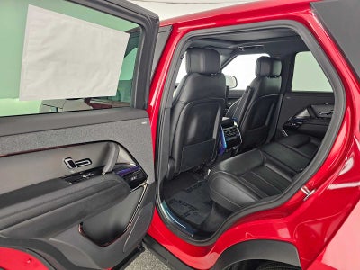 2026 Land Rover Range Rover Sport SE