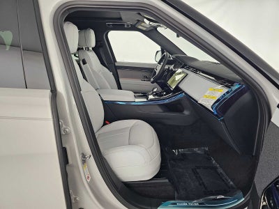 2026 Land Rover Range Rover Sport SE