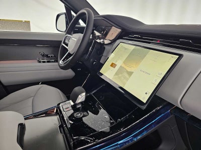 2026 Land Rover Range Rover Sport SE