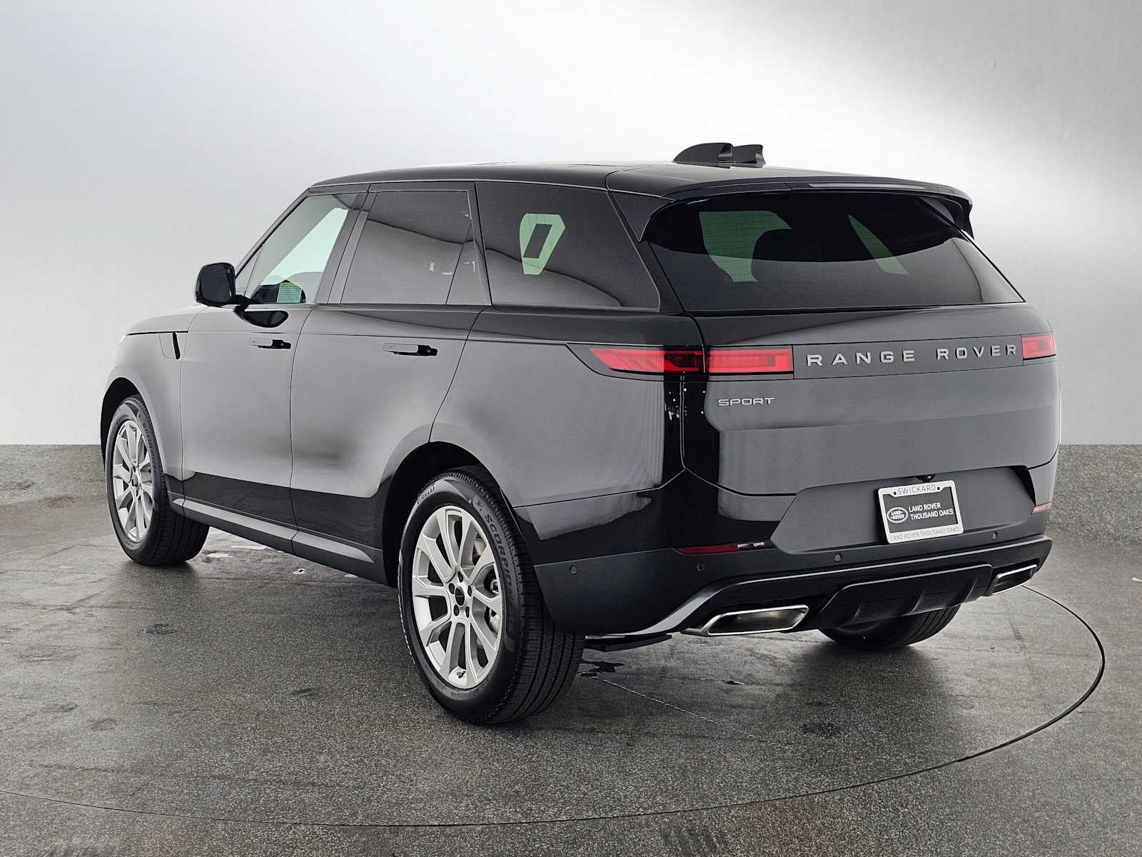 2026 Land Rover Range Rover Sport SE