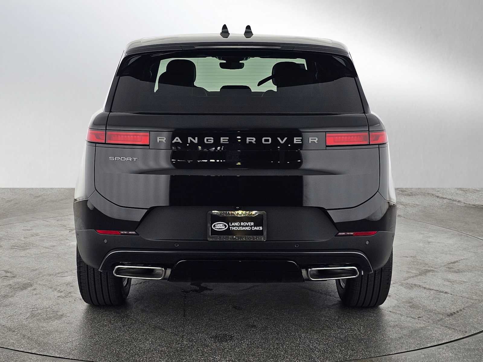 2026 Land Rover Range Rover Sport SE