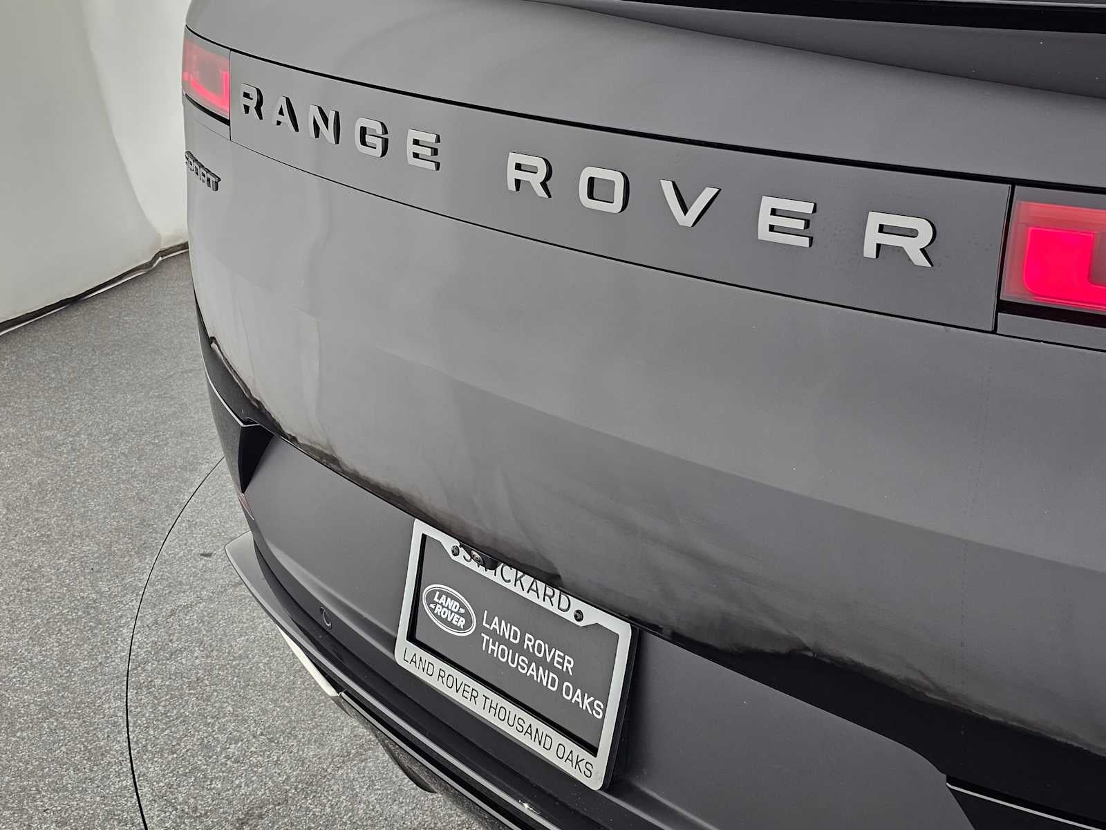 2026 Land Rover Range Rover Sport SE