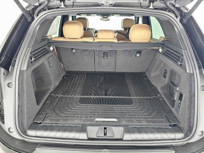 2026 Land Rover Range Rover Sport SE