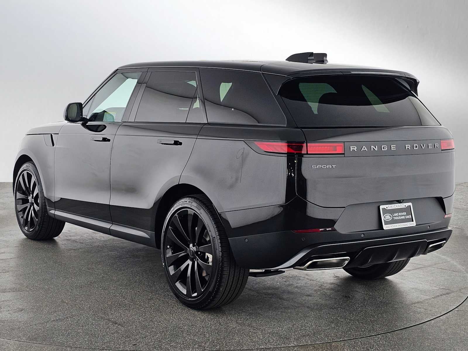 2026 Land Rover Range Rover Sport SE