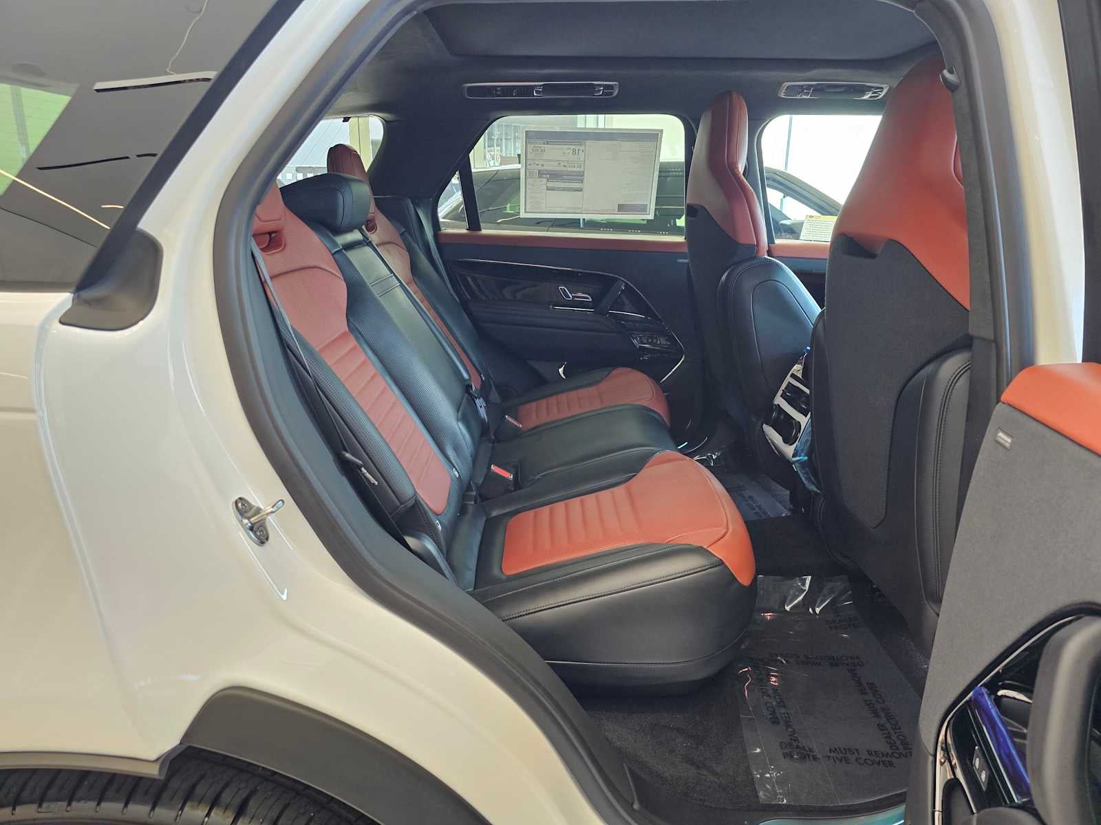 2026 Land Rover Range Rover Sport SV