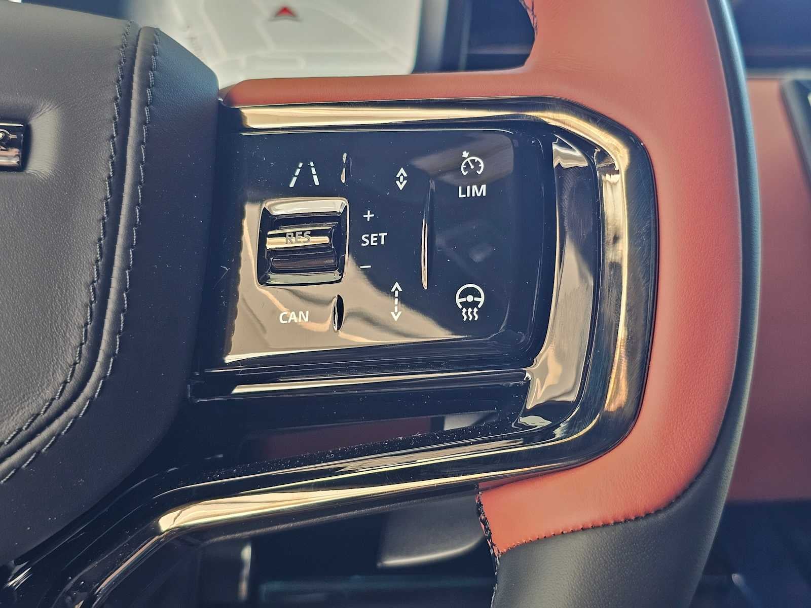 2026 Land Rover Range Rover Sport SV