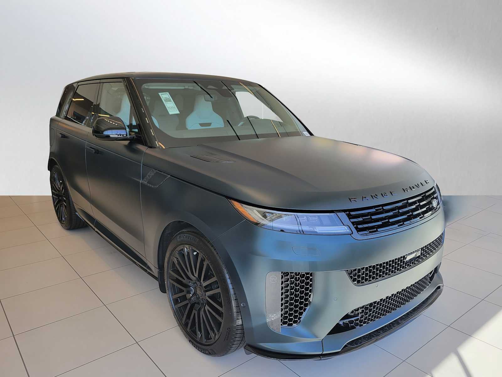 2026 Land Rover Range Rover Sport SV