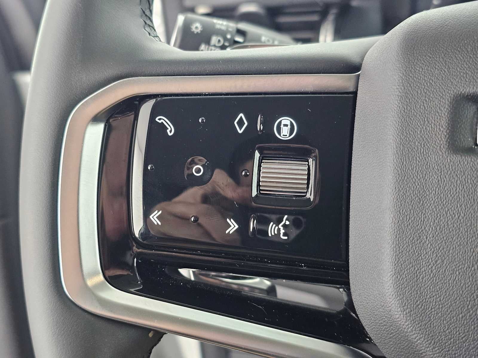 2024 Land Rover Discovery Sport Core S