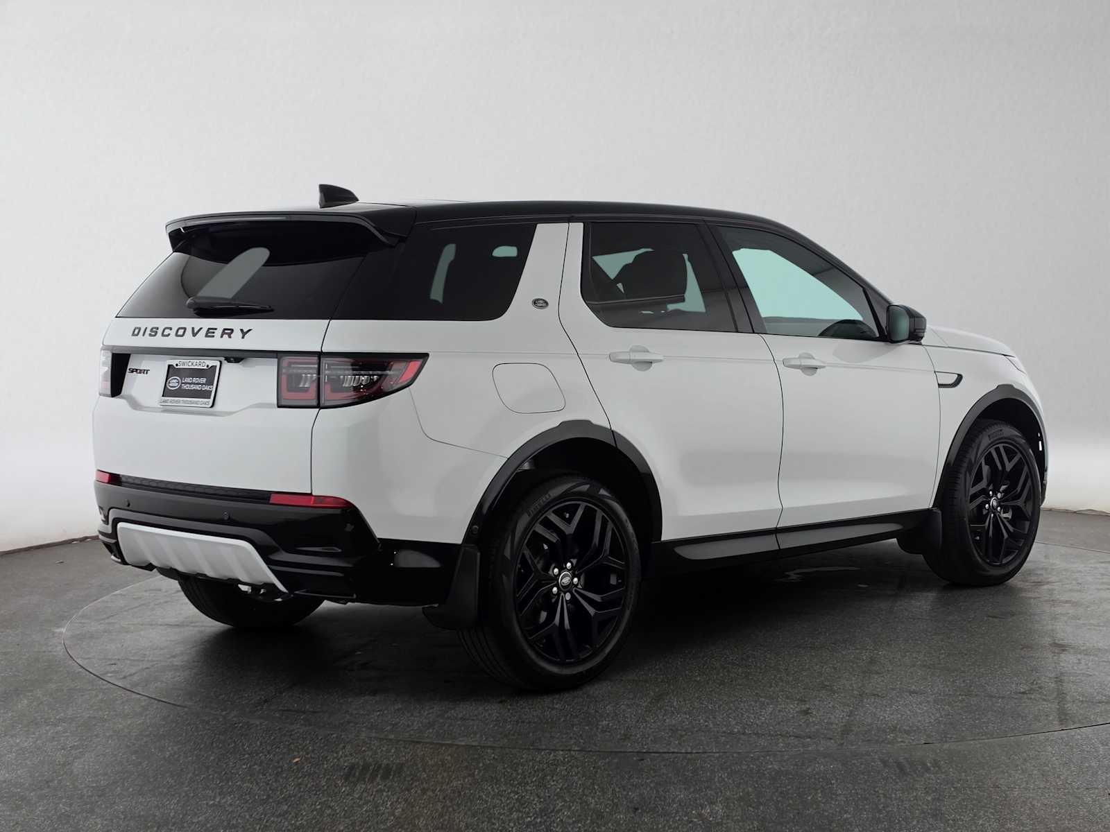 2026 Land Rover Discovery Sport Landmark