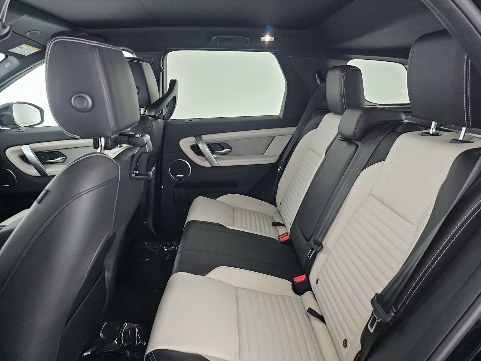 2026 Land Rover Discovery Sport Landmark