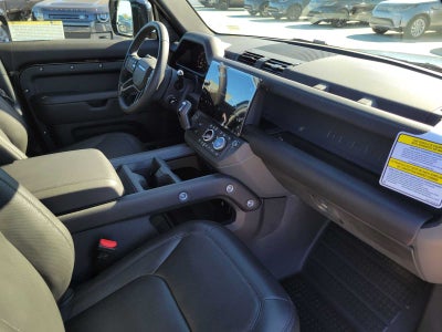 2026 Land Rover Defender X-Dynamic SE